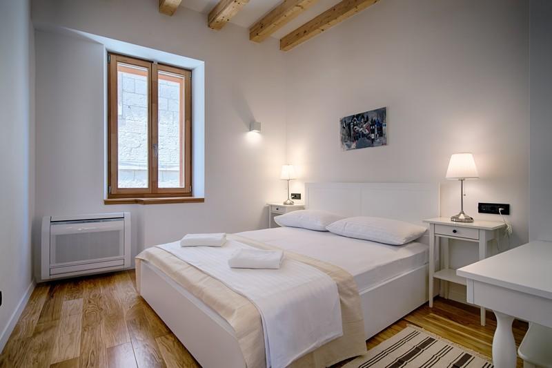 Apartments Villa Glorija Komiža Buitenkant foto
